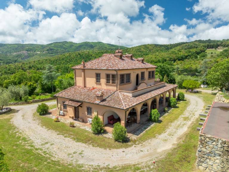 Villa with private pool between the wine cellars of Bolgheri and the beaches of Baratti — photo 2