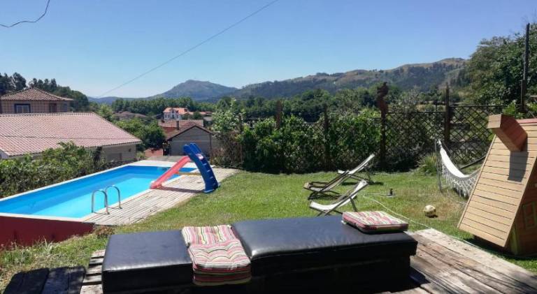 Vacation home with pool in Braga