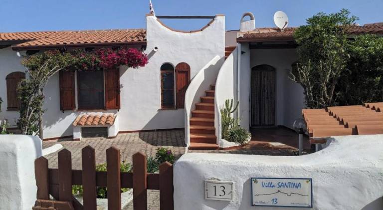 House with BBQ, terrace & garden in Valledoria