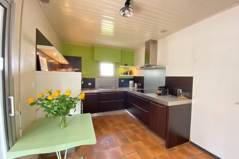 Vacation home with garden — photo 5