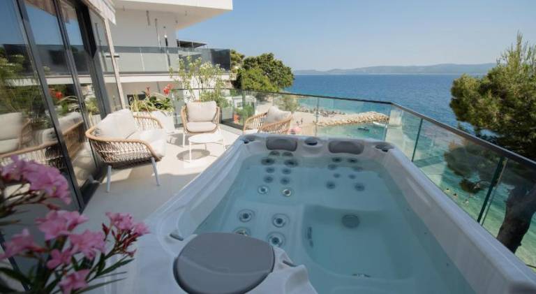 Rental apartment with jacuzzi, sauna & barbecue — photo 4
