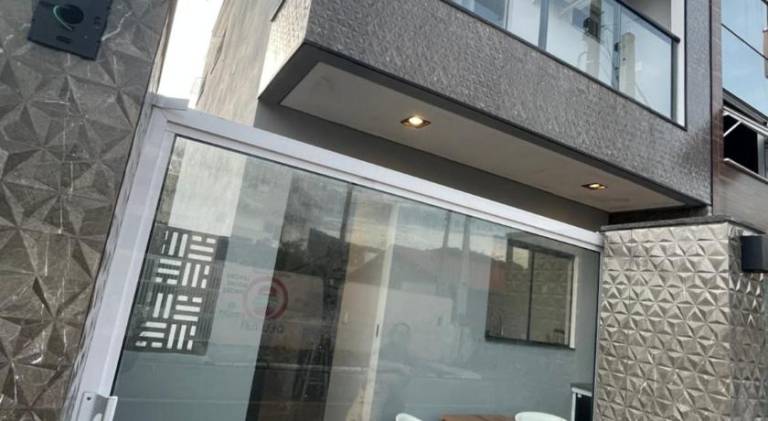 Vacation home with 1 room for 4 persons in Balneário Camboriú