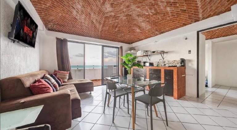 Apartment with pool | Pet-friendly — photo 4