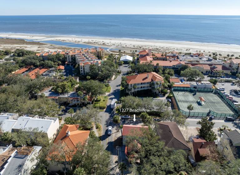 Tipsy Turtle - 1227 Beachview Drive — photo 2