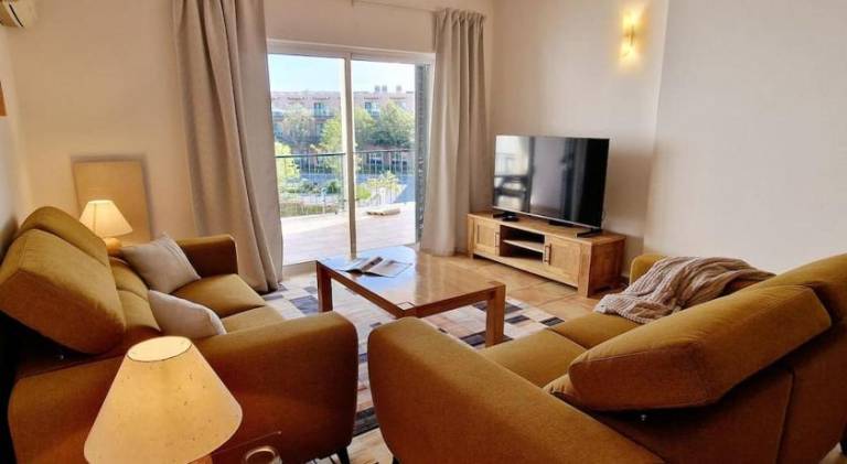 Jasmine apartment next to Meia Praia Beach — photo 2