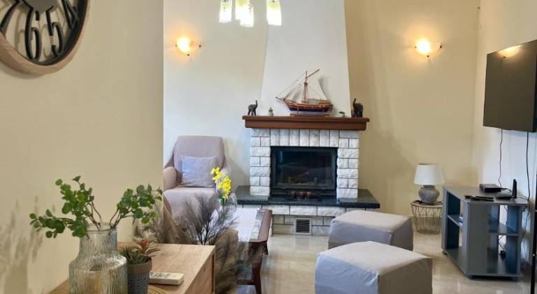 Pleasant villa with BBQ, yard & terrace | Good for workation | Pets are welcome — photo 3