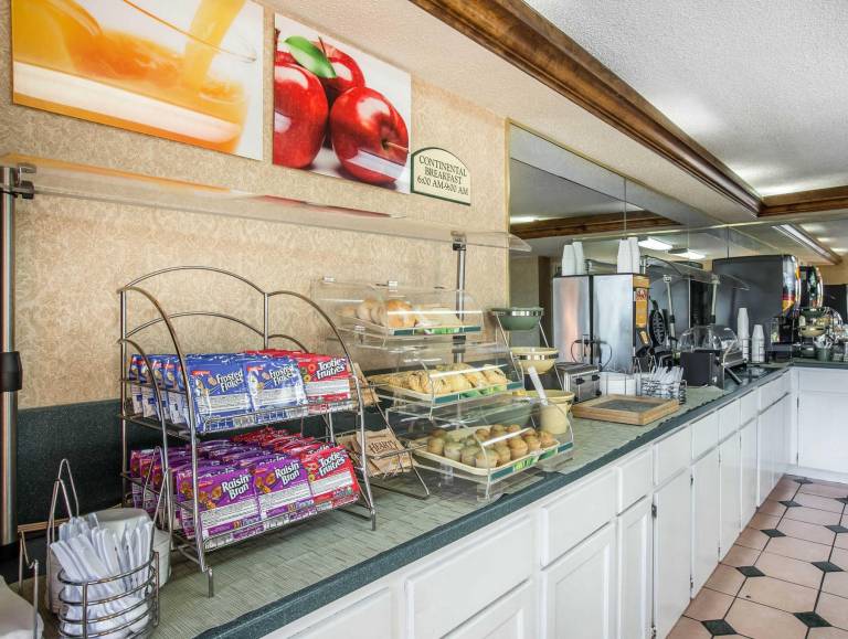 Quality Inn Byron - Warner Robins — photo 4