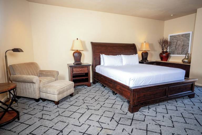 Resort Paradise Valley Village