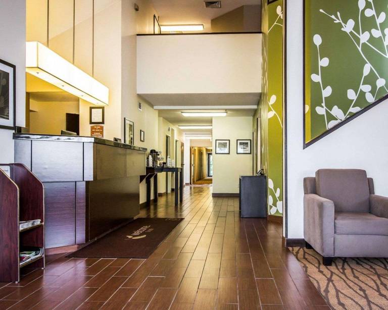 Sleep Inn & Suites Omaha Airport — photo 2
