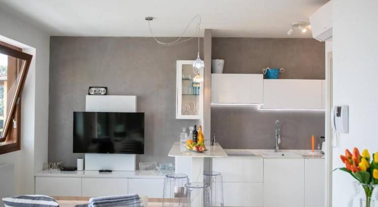 Rental apartment with pool & hot tub | Pets allowed — photo 5