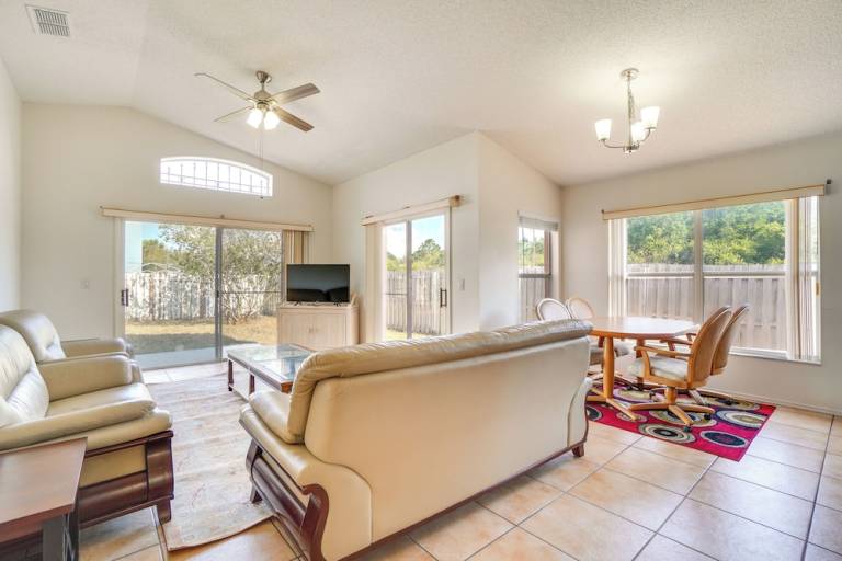 Cottage  Southchase