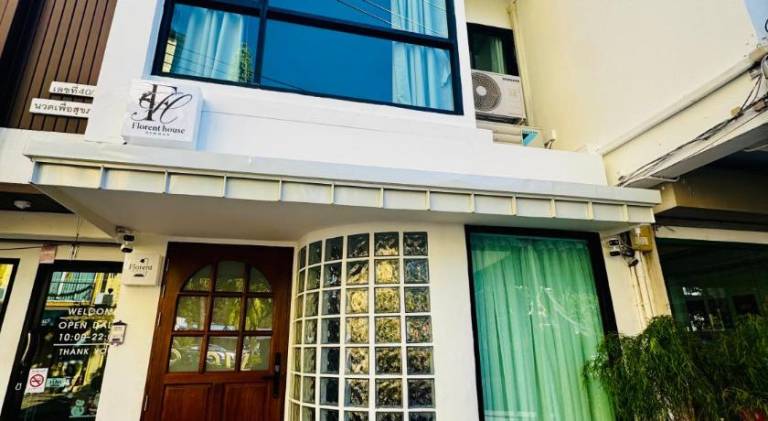 Vacation home | Next to Wat Suan Dok — photo 3