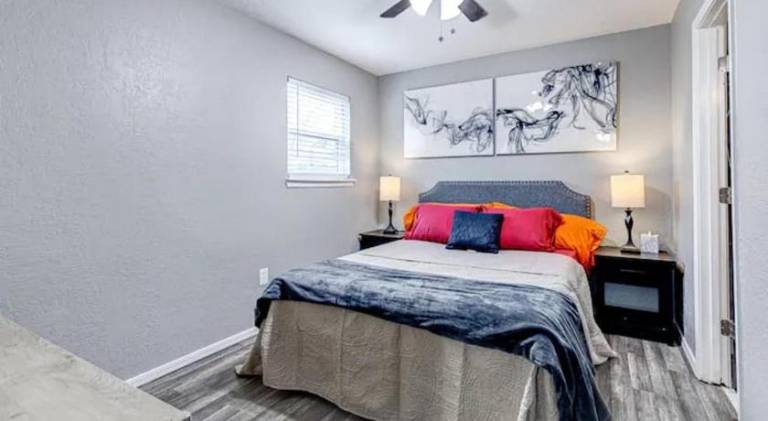Ample holiday apartment | Pets are welcome in Lawton, OK