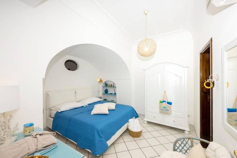 Holiday apartment with terrace — photo 2
