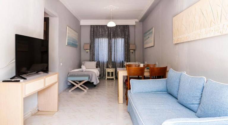 Holiday apartment with patio & garden | Dogs allowed — photo 2