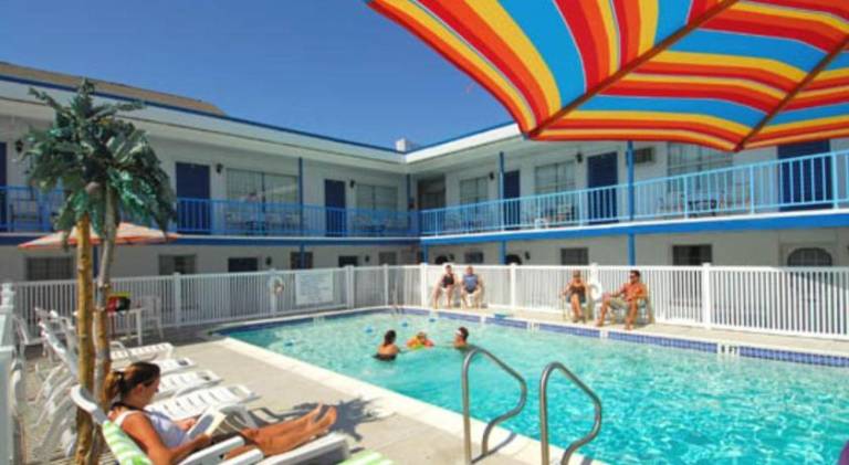 White Caps Motel in North Wildwood, NJ