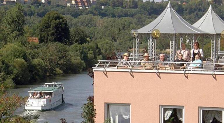 Hotel Schone Aussicht renoviert in Heilbronn
