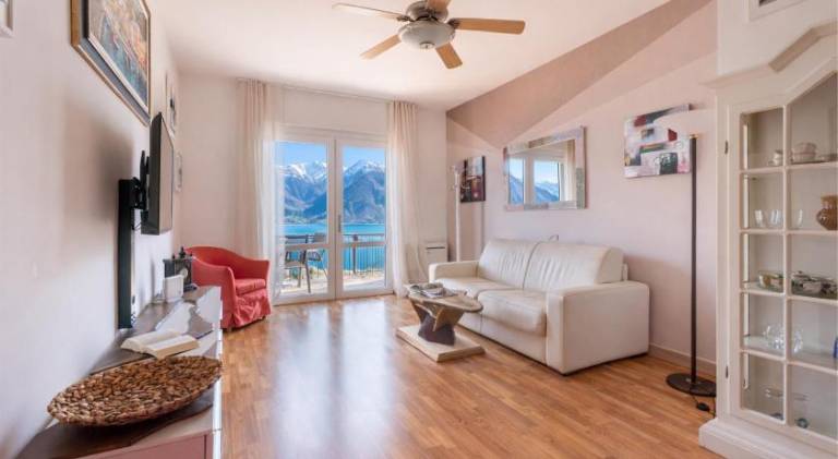 Lovely rental apartment | Next to the beach | Pets allowed in Limone sul Garda