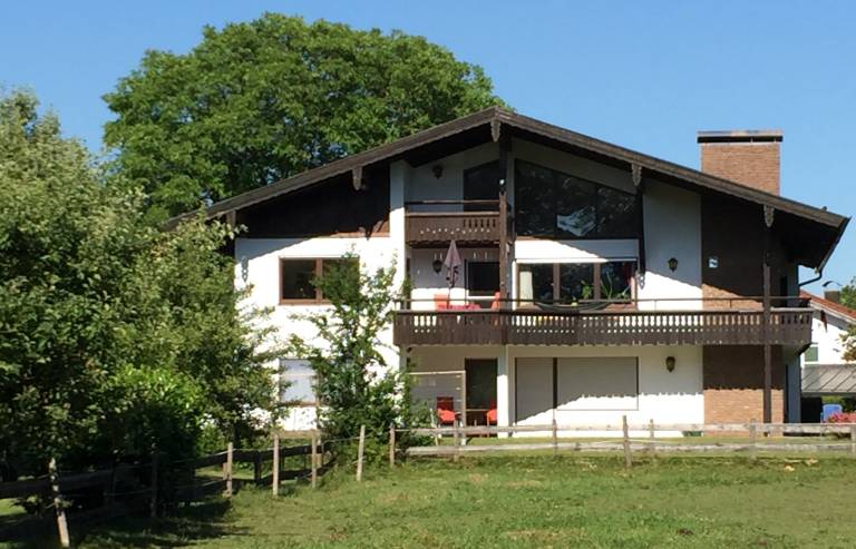 Ruhig gelegene Ferienwohnung mit Terrasse