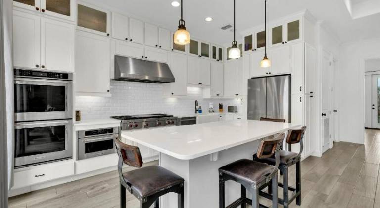 Fully equipped villa with terrace, BBQ & private pool | Beach nearby | Perfect for remote work | Pet-friendly — photo 4