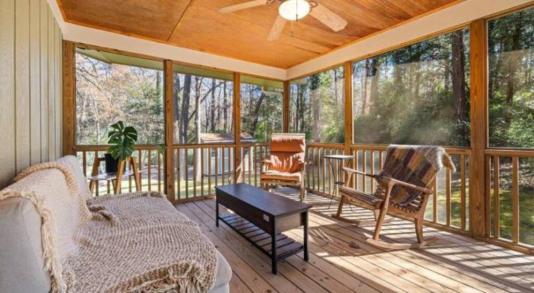 197 m&sup2; Ferienhaus