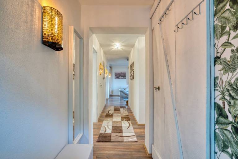 Family-oriented apartment with yard, grill & terrace | Mountain view | Pet-friendly — photo 5