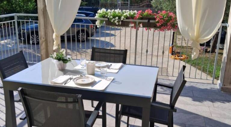 LE GEMME Bed & Breakfast con parcheggio e giardino — photo 3