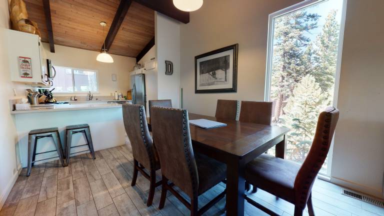 Fully equipped condo with jacuzzi, sauna & terrace | Next to the ski | Pet-friendly — photo 2