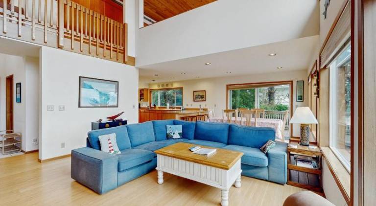 Big vacation home | Beach nearby | Dogs allowed — photo 3