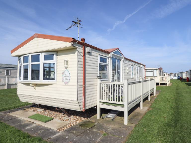 Children-friendly cottage with yard | Beach view | Pets allowed in Mablethorpe