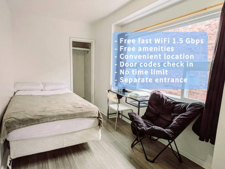 Private Double Cozy Room Netflix & All Perks