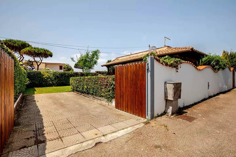 Villa with garden, BBQ & terrace | Panoramic view — photo 4