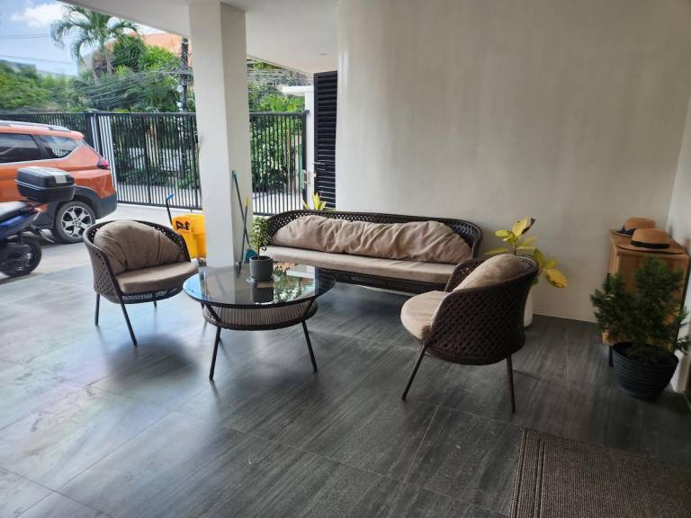 House with pool | Perfect for remote work | Pets are welcome — photo 2