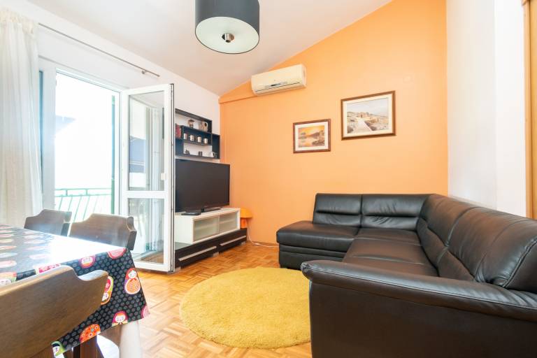 Fully equipped apartment with terrace | Next to the beach | Pet-friendly — photo 2