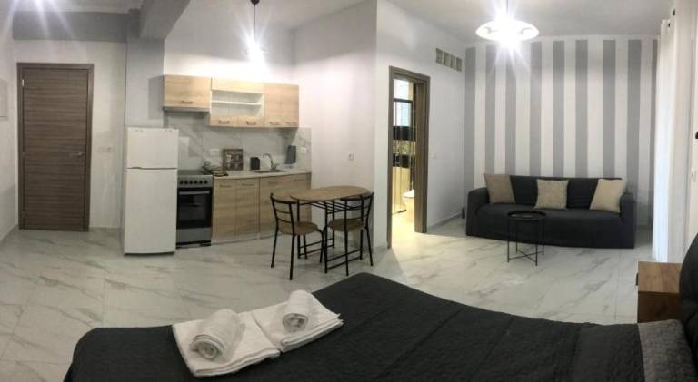 Holiday apartment with terrace & garden — photo 2