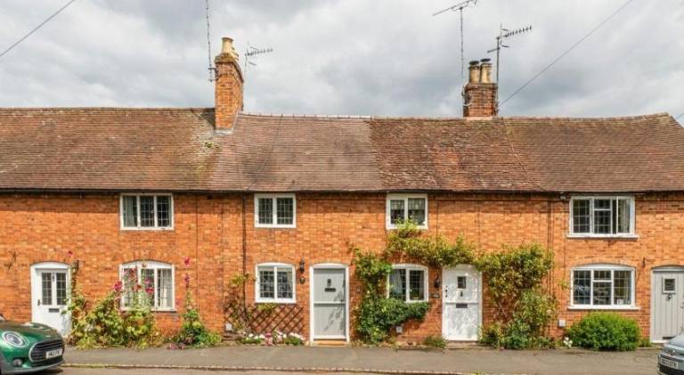 House with 2 rooms for 4 persons in Warwick