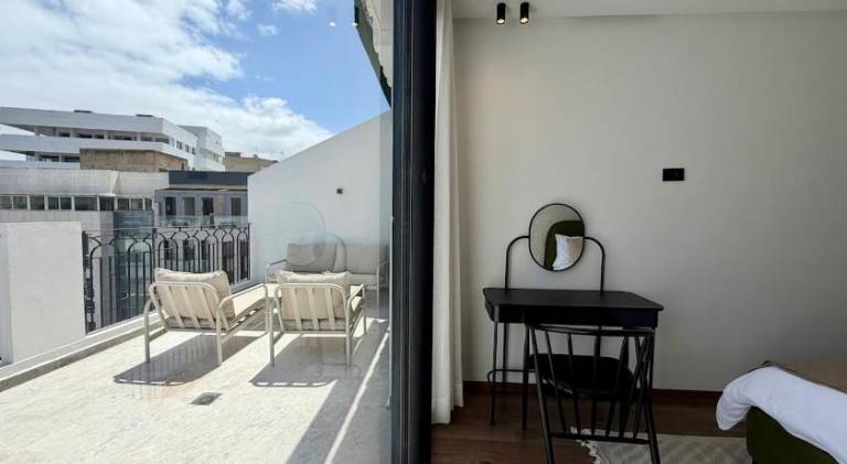 Rental apartment with terrace — photo 3