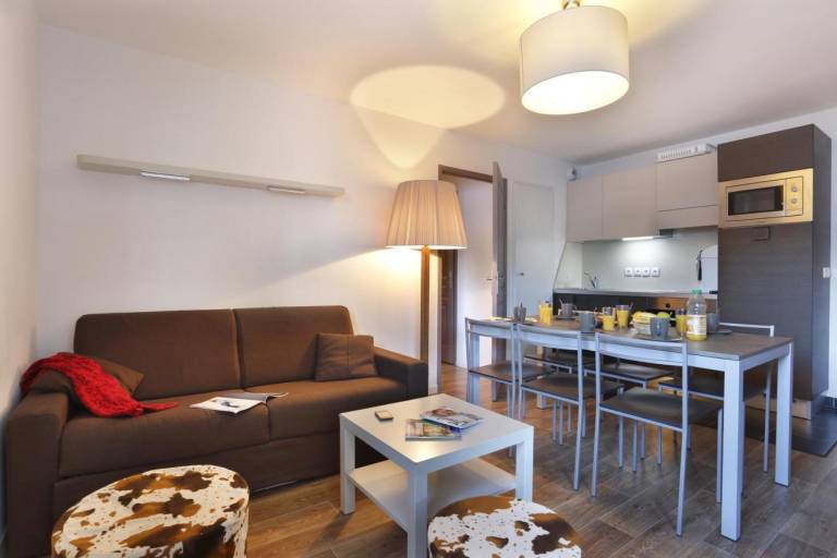 200m from resort center, terrace, balcony, tv, 35-50m², Les 2 Alpes — photo 3
