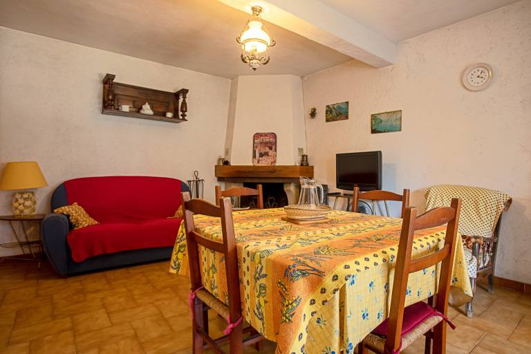 Holiday apartment with grill, yard & patio | Garden view — photo 4