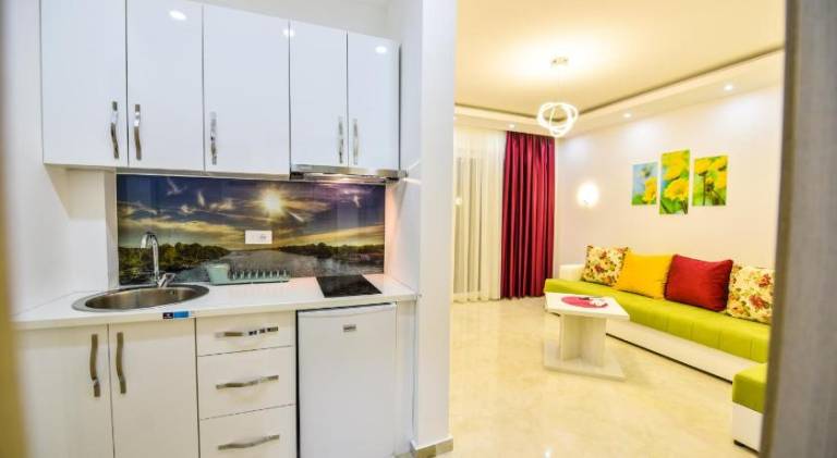 Lovely holiday apartment with terrace & garden | Pet-friendly — photo 3