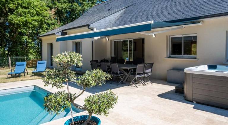 Fully equipped beautiful vacation home with terrace, grill & private pool | Dogs allowed — photo 2