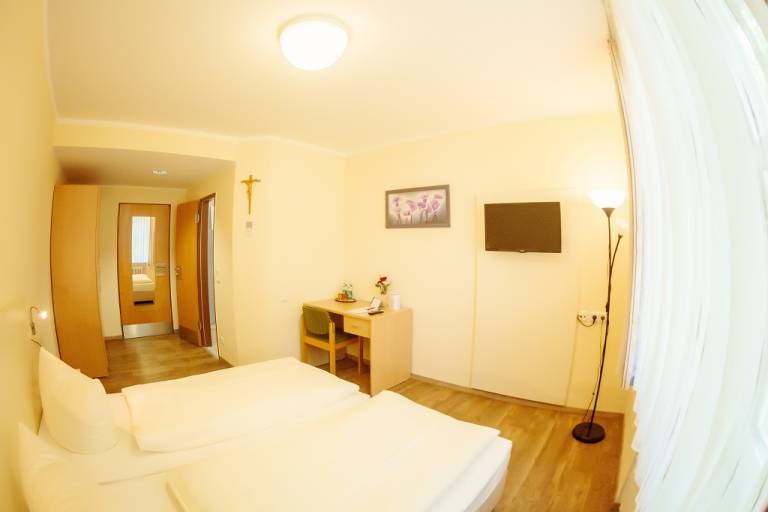  in Neumarkt in der Oberpfalz für max.  Personen