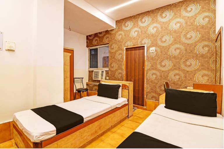 Dinar Hotel in Kolkata