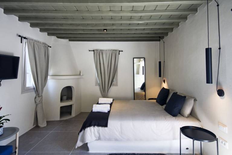 Dom Mykonos