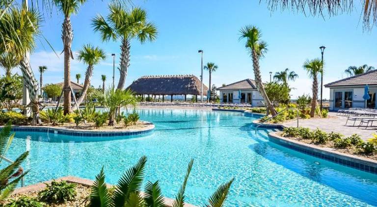 House with pool & hot tub | Dogs allowed — photo 2