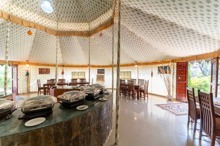 Tent with garden, pool & grill | Pets are welcome — photo 5