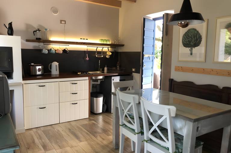 Holiday villa garda lake caprapanca, in campagna, vicina al lago. pets friendly! — photo 5