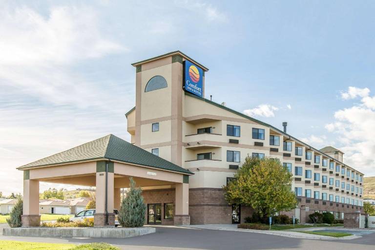 Comfort Inn & Suites Market - Airport in Great Falls, MT