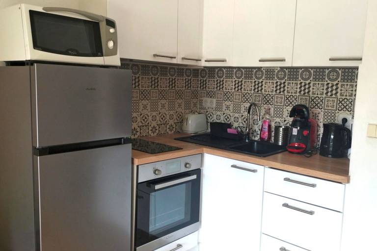 Flat with terrace in Sanary-sur-Mer — photo 5