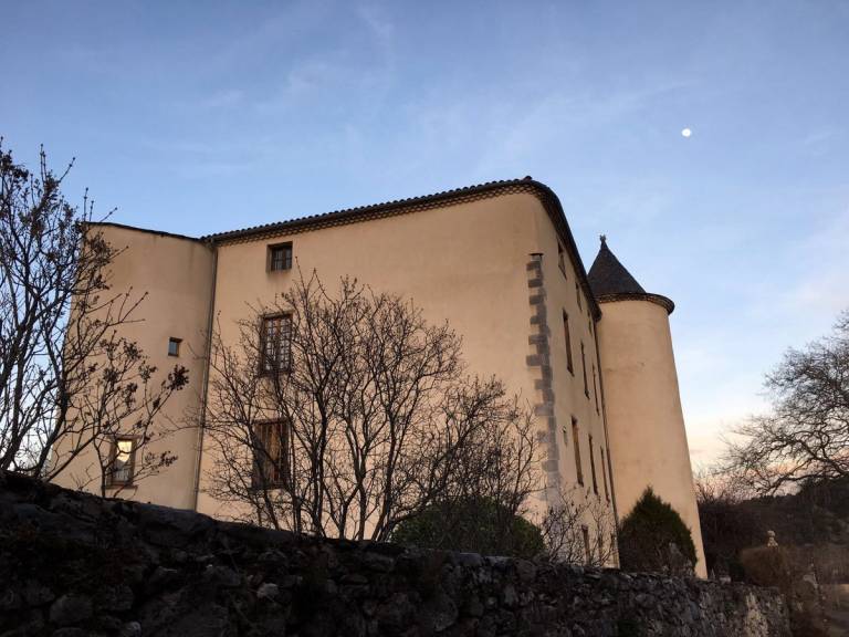 Castle with garden, pool & barbeque — photo 3